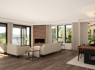 22 1st St #301, Hudson, WI 54016