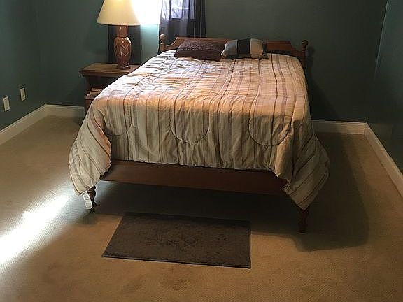Basement Bedroom w/ Bath