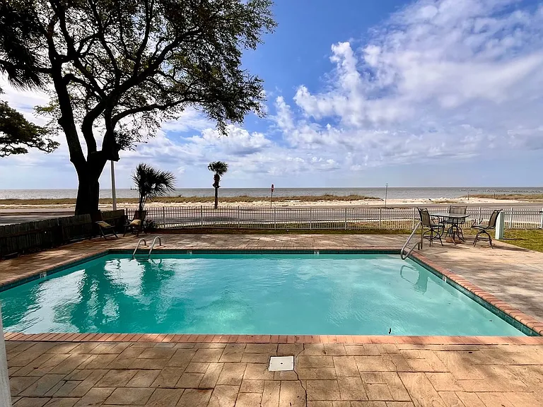1496 Beach Blvd #B — Photo 24