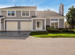 1362 N Knollwood Dr, Palatine, IL 60067