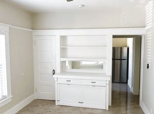 986 E Main St #101, Santa Paula, CA 93060