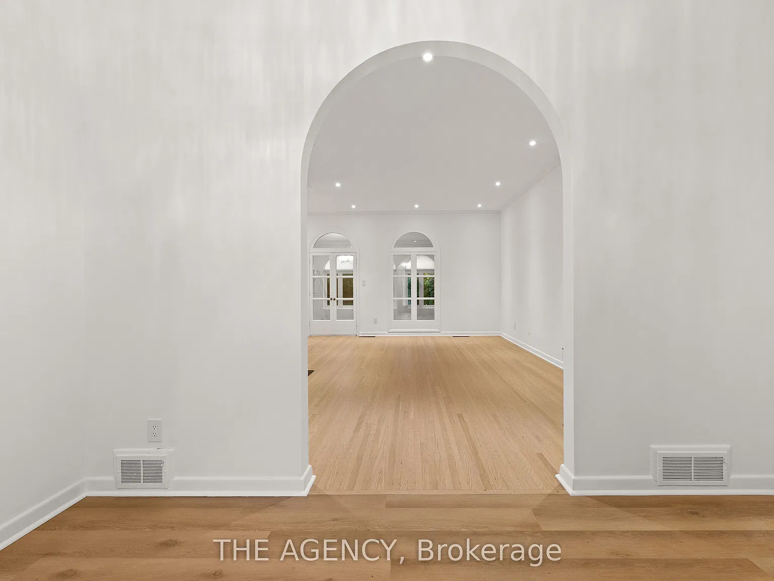 3 bed, $5,800 — Photo 3