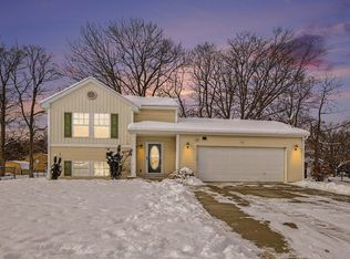 4647 Torrington Dr SE, Kentwood, MI 49512