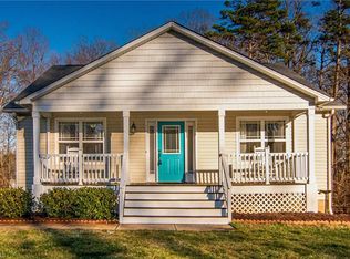 1737 Willa Place Dr, Kernersville, NC 27284