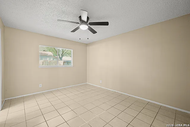 5019 Stockman Dr — Photo 16