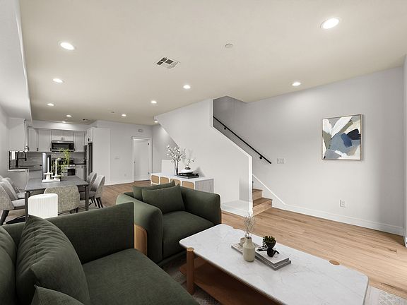 5th image of 11555 Kittridge St #2