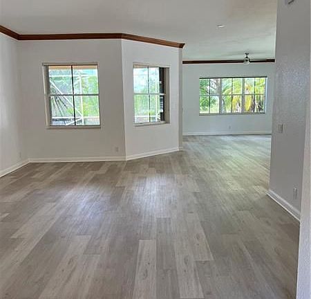 2nd image of 1002 Lavender Cir
