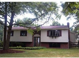 272 Benedick Rd, Gibsonia, PA 15044