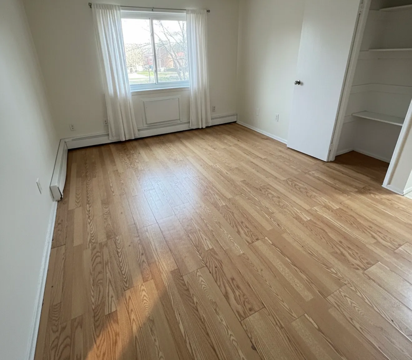 1 bed, 700 sqft, $1,750 — Photo 1