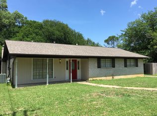 2225 Emerson Ln, Denton, TX 76209