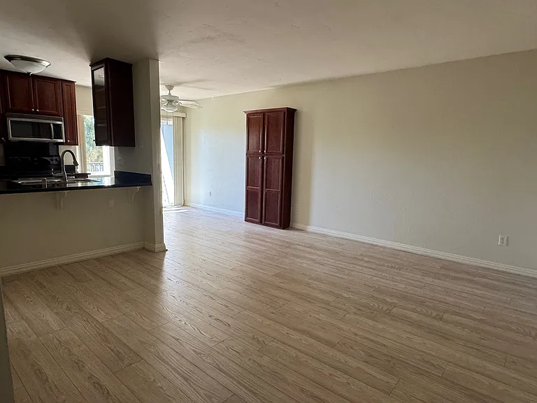 4860 Rolando Ct #98 — Photo 4