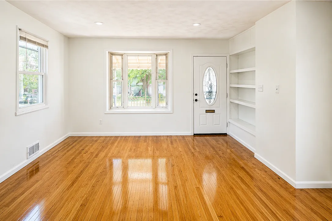 6 bed, 1537 sqft, $7,500 — Photo 4