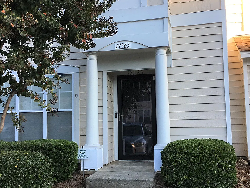 17565 Tuscany Ln #1