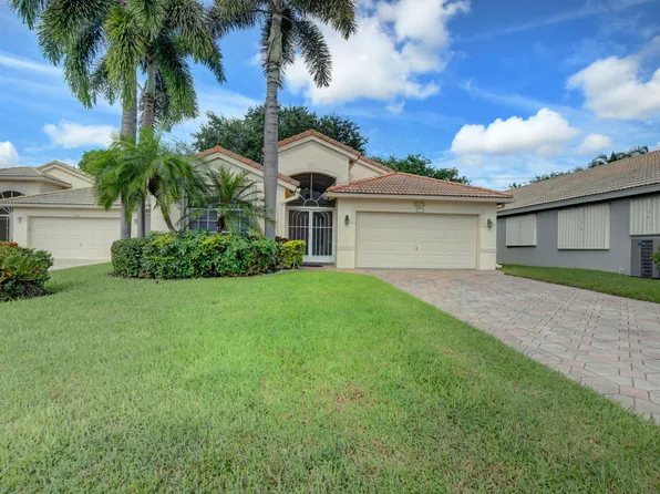 5976 Royal Club Drive, Boynton Beach, FL 33437