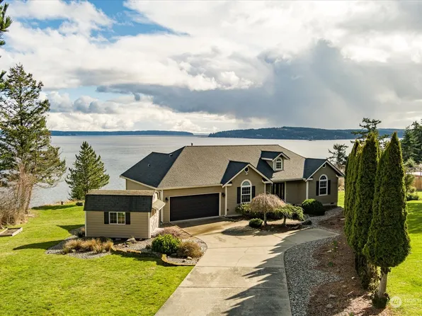2449 Surf Paradise Drive, Greenbank, WA 98253