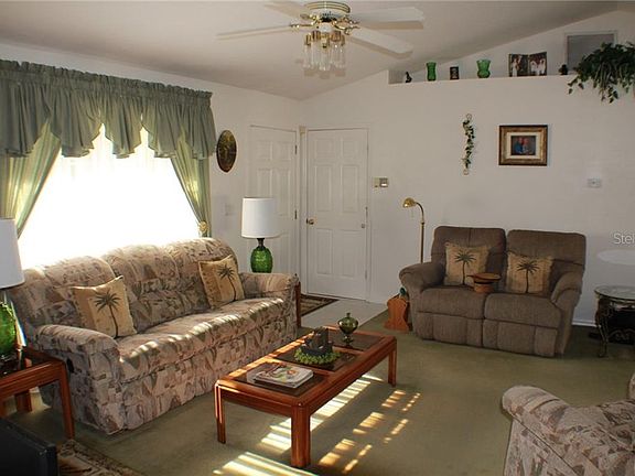 3rd image of 2055 1st Ave