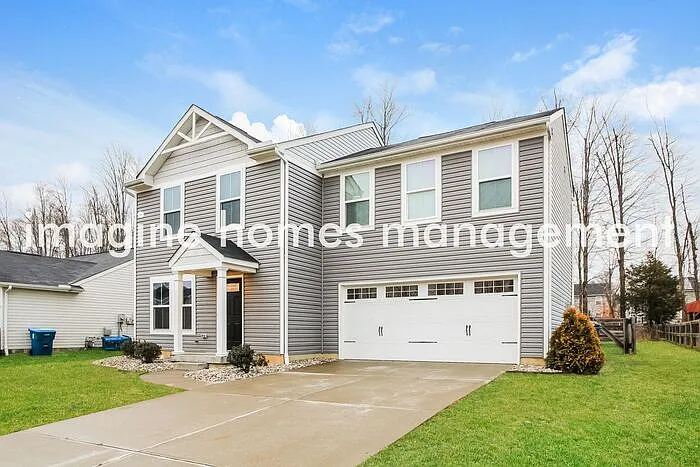 4 bed, 2.5 bath, 1680 sqft, $2,295 — Photo 2