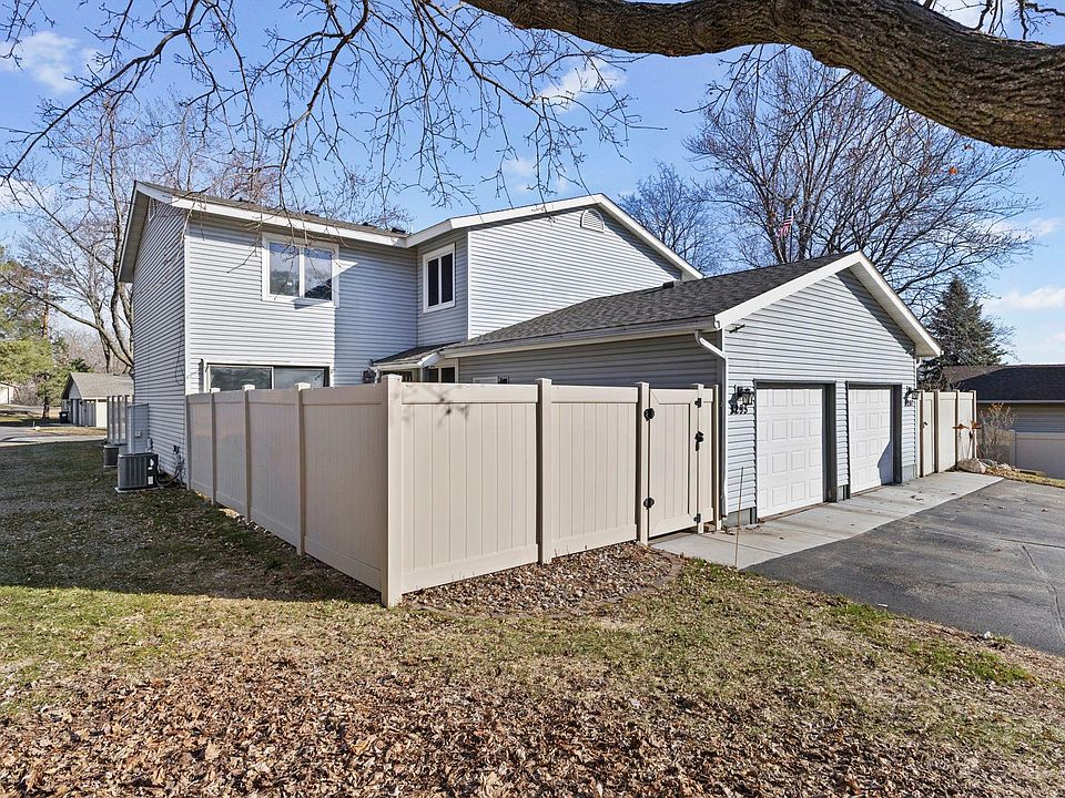 1st image of 3295 67th St E