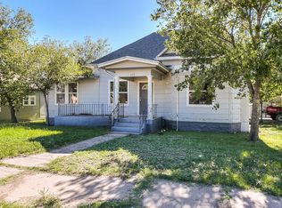 409 N 8th St, Ballinger, TX 76821