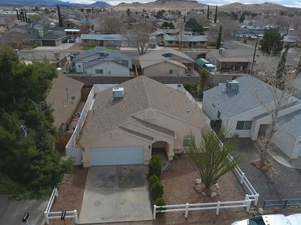 1812 Chicago Ave, Kingman, AZ 86401