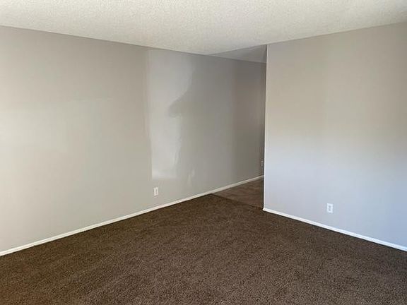 2nd image of 321 N Horne