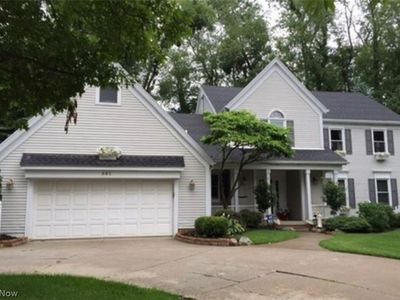 351 Lake Of The Woods Blvd, Akron, OH, 44333