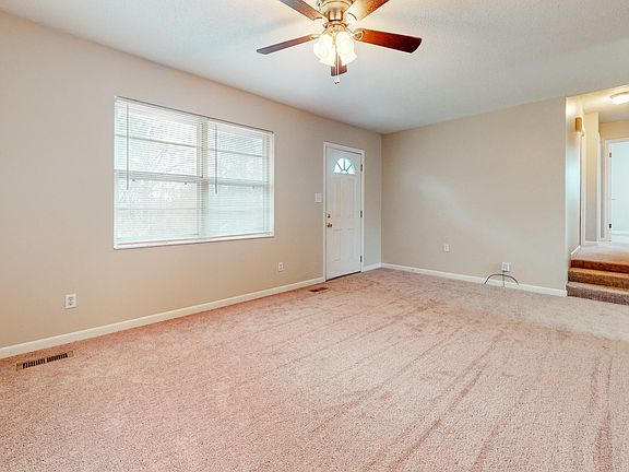 4th image of 3310 Archer Ln SE