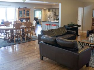 4501 Meadow Dr, High Ridge, MO 63049