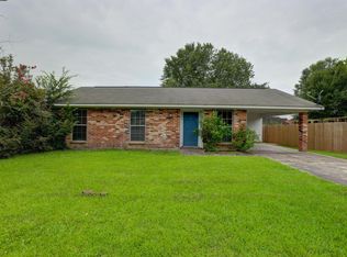 111 Longfellow Dr, Lafayette, LA 70503