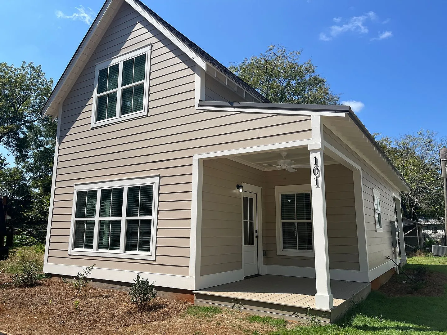Brand-New 2-Bedroom Home Near Downtown LaGrange! — Photo 1