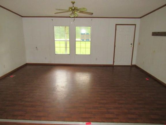 2nd image of 292 Desha Rd