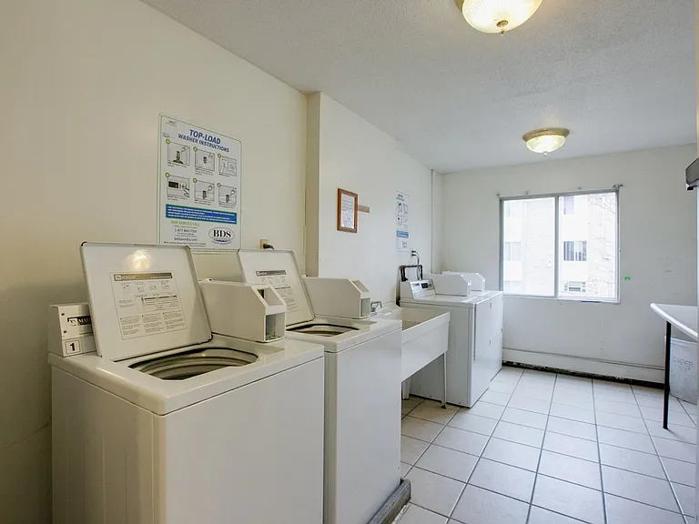 Woodbridge Terrace Apartments — Photo 6