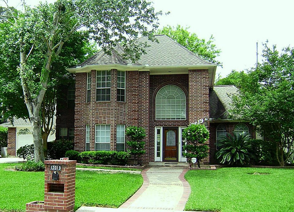 1st image of 12019 Greenwood Estates St