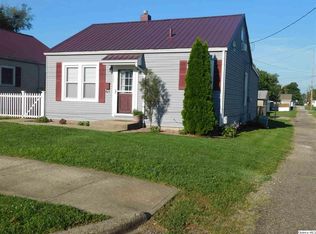 1507 N 17th St, Quincy, IL 62301