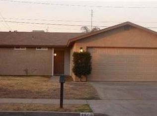 256 W Pleasant Ave, Tulare, CA 93274