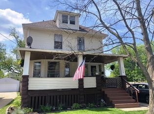 1324 Granger Ave, Lakewood, OH 44107