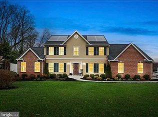 1 Holiday Dr, Shrewsbury, PA 17361