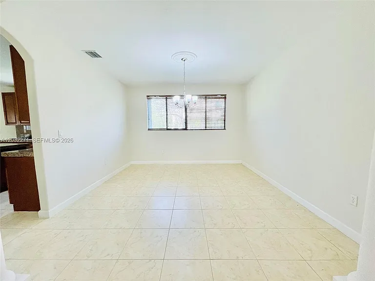 7427 SW 189th St — Photo 6