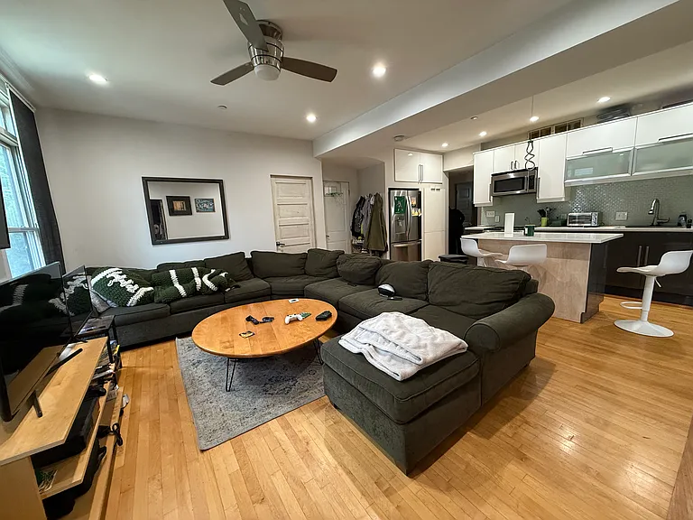 44 Saint Margaret St #3 — Photo 11