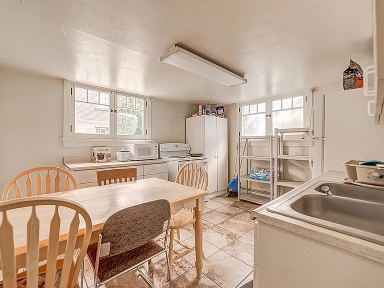 761 N University Ave #761 — Photo 4