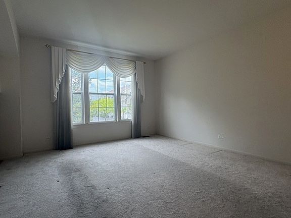 4th image of 1295 Georgetown Way
