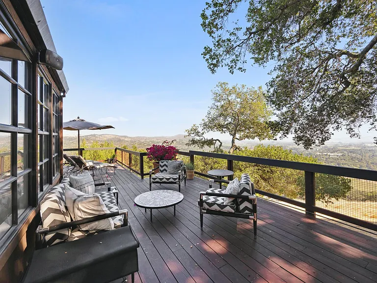 1090 Bart Rd — Photo 57