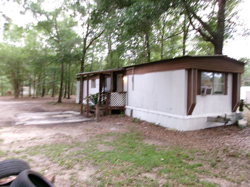 2nd image of 521 Andros Rd