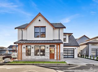 204 Riverwalk Dr, Lynden, WA