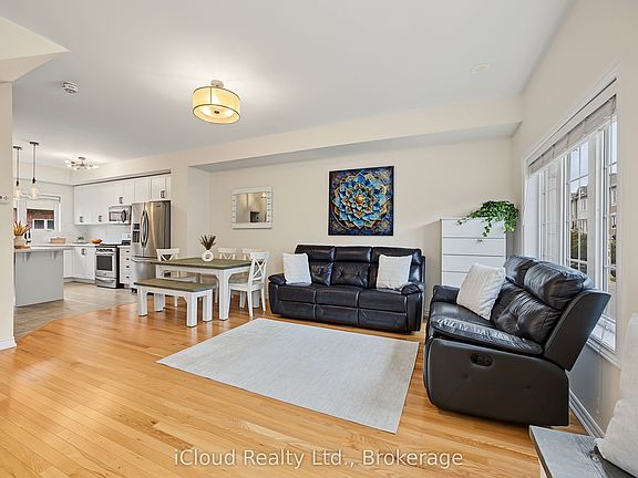 4th image of 49 Aspen Hills Rd