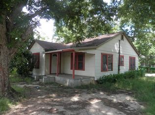 126 Academy St NW, Funston, GA 31753