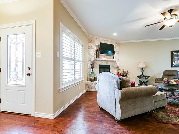 4th image of 4322 Lexington Pl