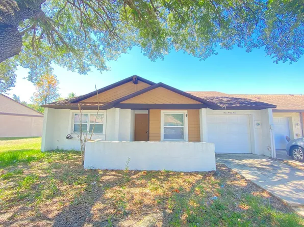 135 Sand Pine Cir, Sanford, FL 32773