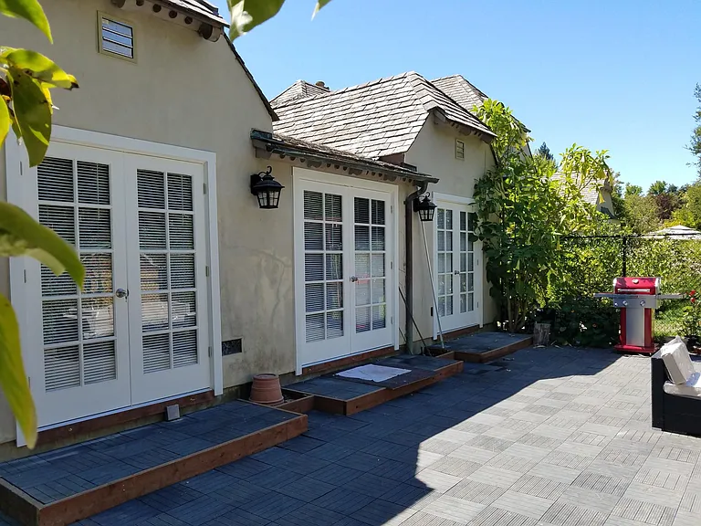 84 Almendral Ave — Photo 12
