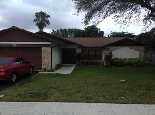 9611 NW 42nd Ct, Sunrise, FL 33351